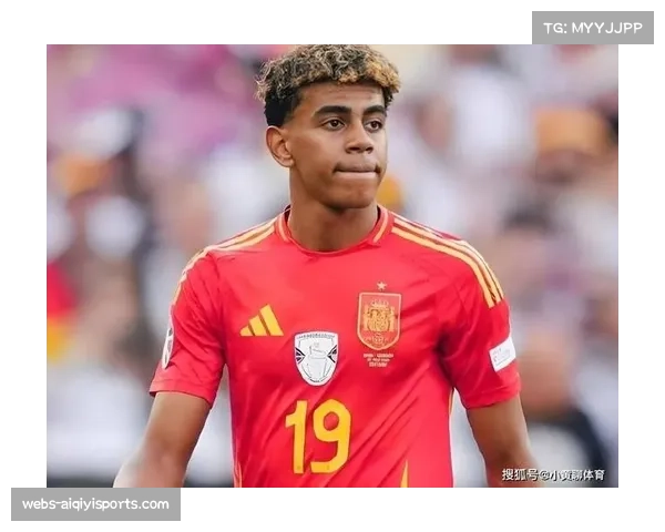 罗马诺证实巴黎曾报价2.5亿欧元求购16岁亚马尔,遭巴萨拒绝 罗马诺证实巴黎曾报价2.5亿欧元求购16岁亚马尔,遭巴萨拒绝